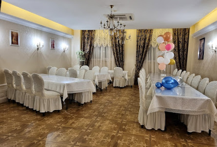 Малый зал  в Малый зал 