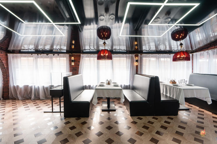 Винный клуб в «Охотник» фотография №2