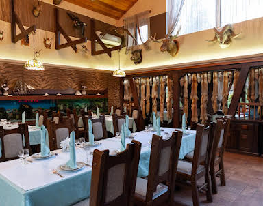  ресторан Охотничий Клуб