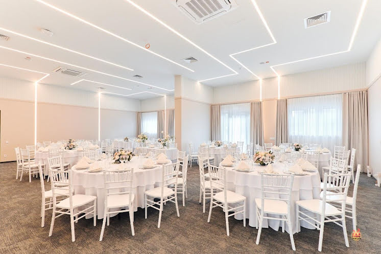 Банкетный зал в «AZIMUT Сити Отель Тюмень» фотография №8