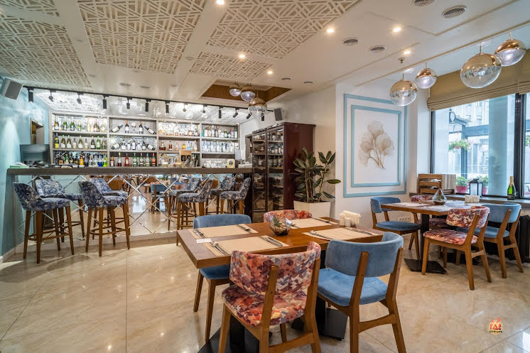 Основной зал  в «Brosko» фотография №8