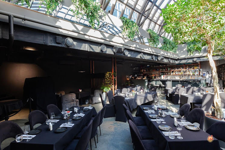 Зал ресторана  в «Kaif Provenance» фотография №13