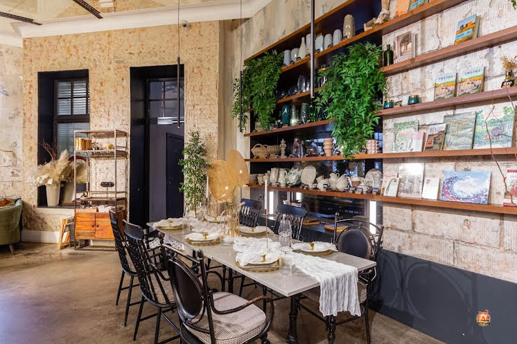 Основной зал  в «BONA Петергоф» фотография №14