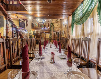  ресторан Замок Атоса