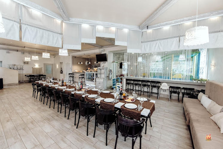 Основной зал в «Рататуй» фотография №16