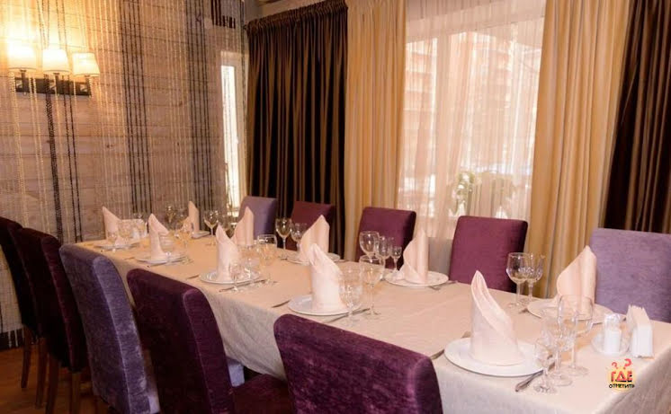 Зал на 25 человек в «Тбилисоба» фотография №2