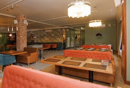 Основной зал  в Балкон 