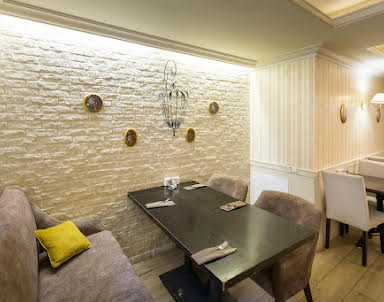  ресторан Траттория Semplice на Чаплыгина