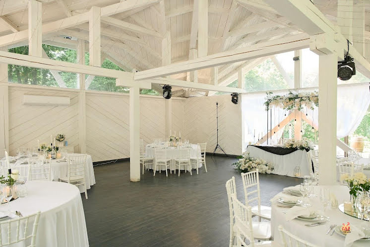 Веранда и Старинный особняк в «Лесной берег» фотография №2