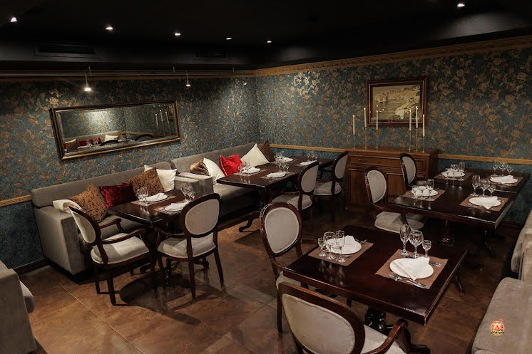 Камерный зал в «Club le Chateau» фотография №5