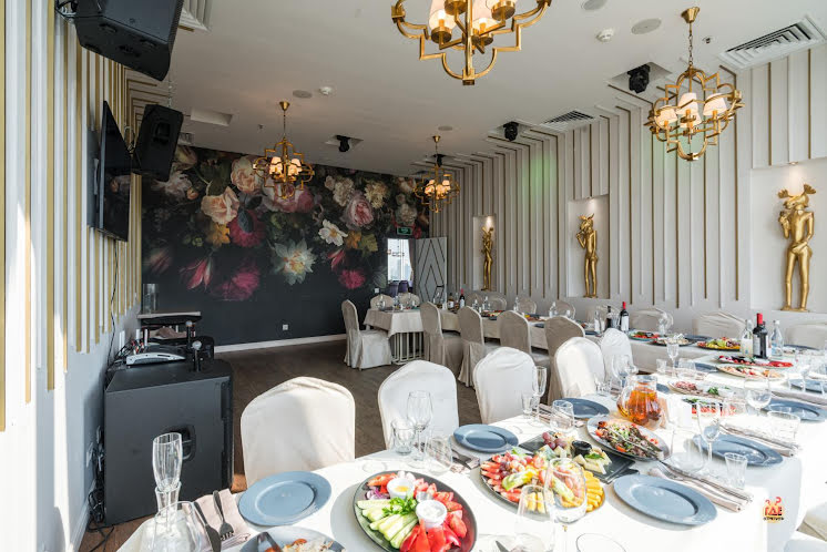 Малый караоке зал в «Сытый лось на Кунцево» фотография №7