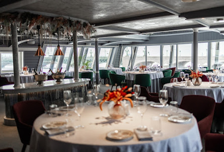 Зал «Фрегат Благодать» в Зал «Фрегат Благодать»