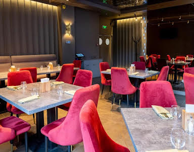  ресторан Divine на Назарбаева