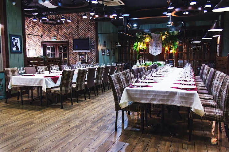 Основной зал в «Gold of Packard» фотография №2