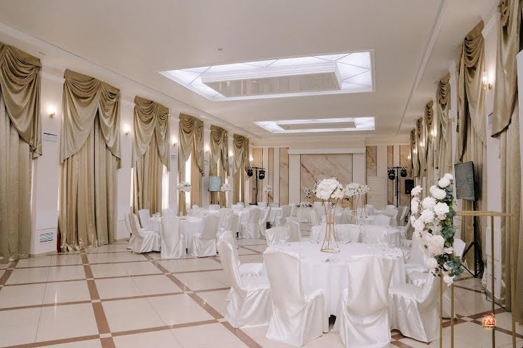 Большой зал в «Богемия на Вавилова» фотография №14