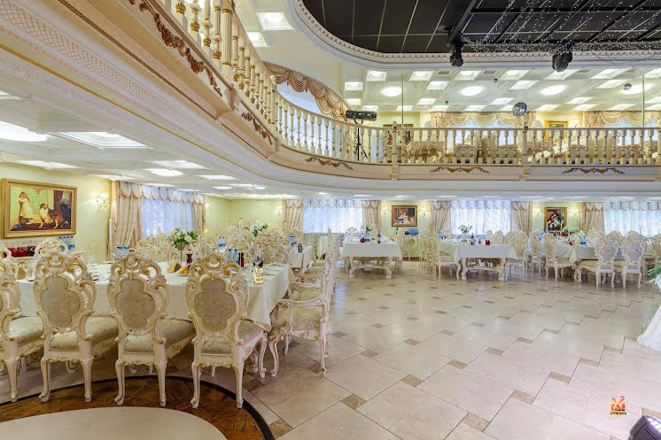 Основной зал ресторана  в «Сказка» фотография №9