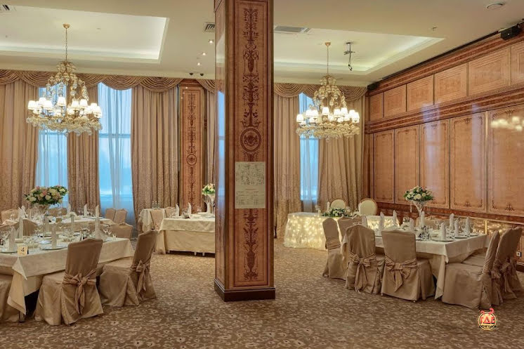 Банкетный зал «Азнавур» в «Royal Hotel Spa & Wellness» фотография №3