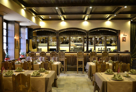 Основной зал  в VIP-комната