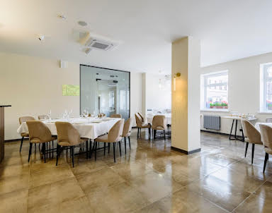  ресторан Divine на Карла Маркса