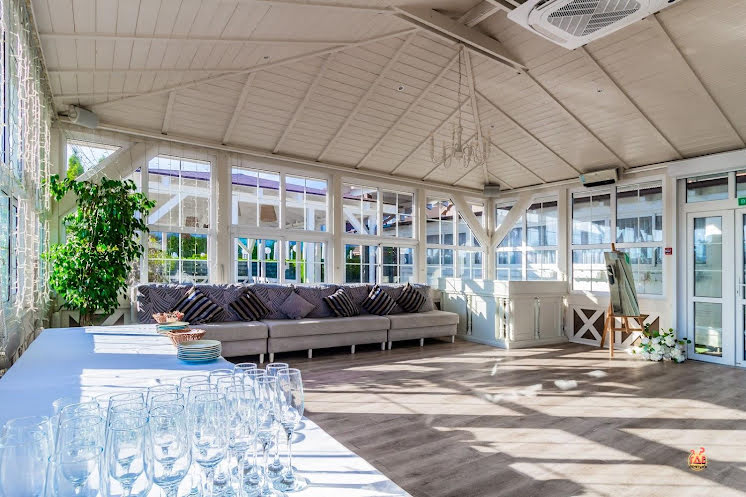 Стеклянная беседка в «Риверсайд» фотография №5