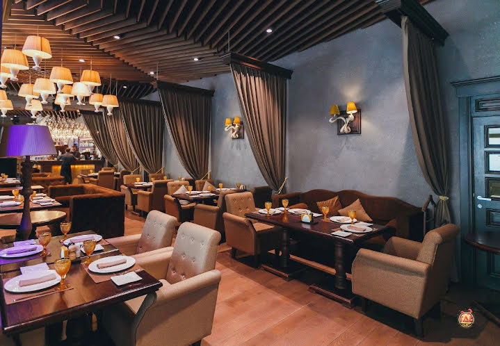 Основной зал в «Бурбон» фотография №2