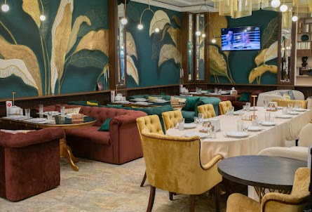 Основной зал в Беседка