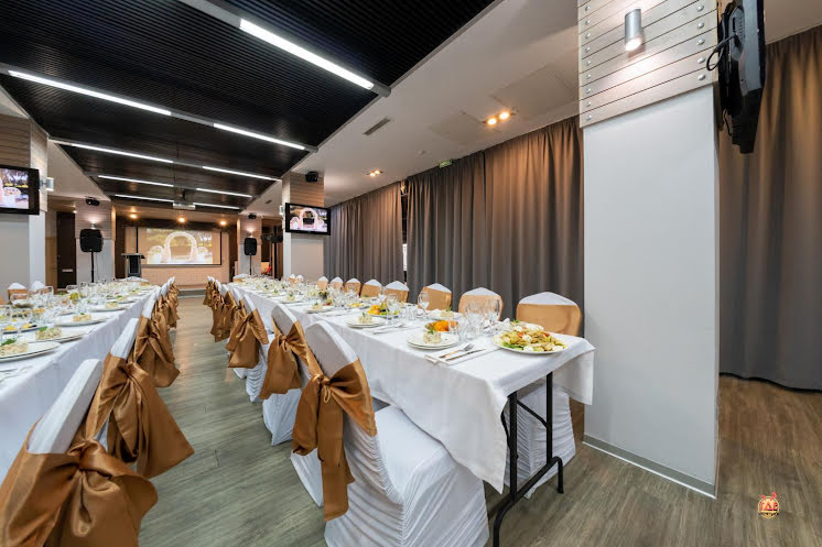 Зал «Екатеринбург» в «Маринс Парк Отель Екатеринбург» фотография №2