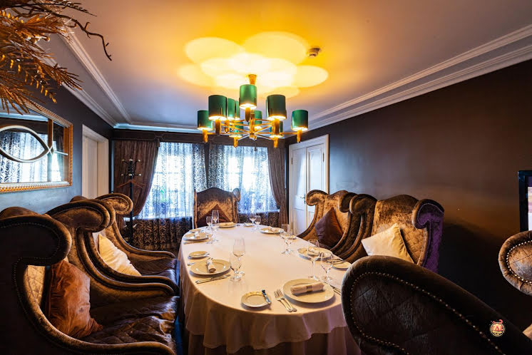 Первый обеденный зал в «Гусятникоff» фотография №7
