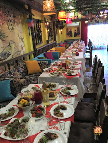 Основной зал в «Охотничий рай» фотография №8