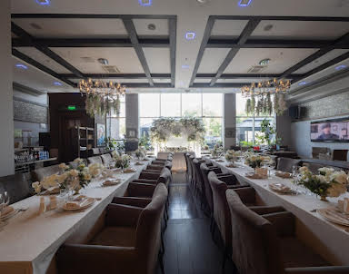  ресторан Astro Plaza