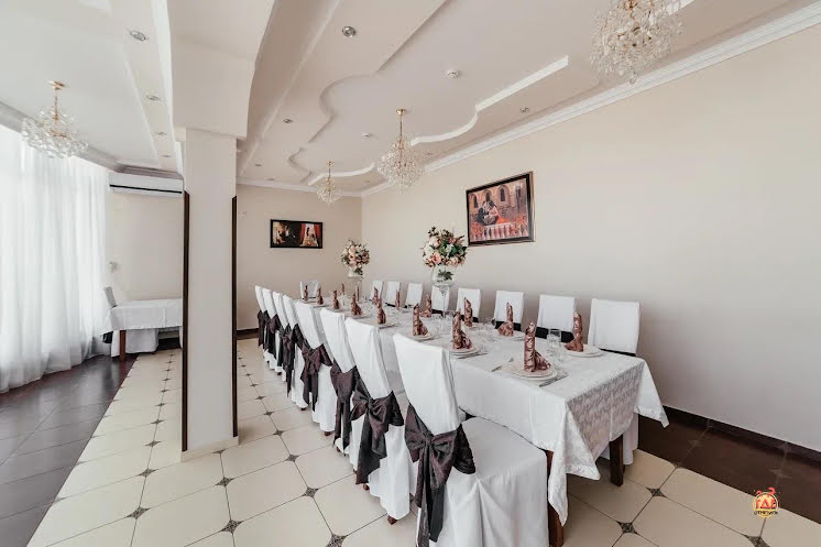Малый зал в «Аристократ» фотография № 1