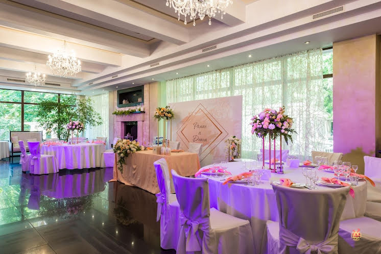 Каминный зал в «Времена года в Парке Горького» фотография №7