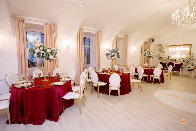 Большой зал в «Niagara на Галерной» фотография №9