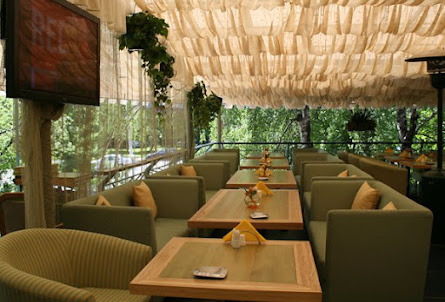 Летняя веранда в Зал на 14 человек