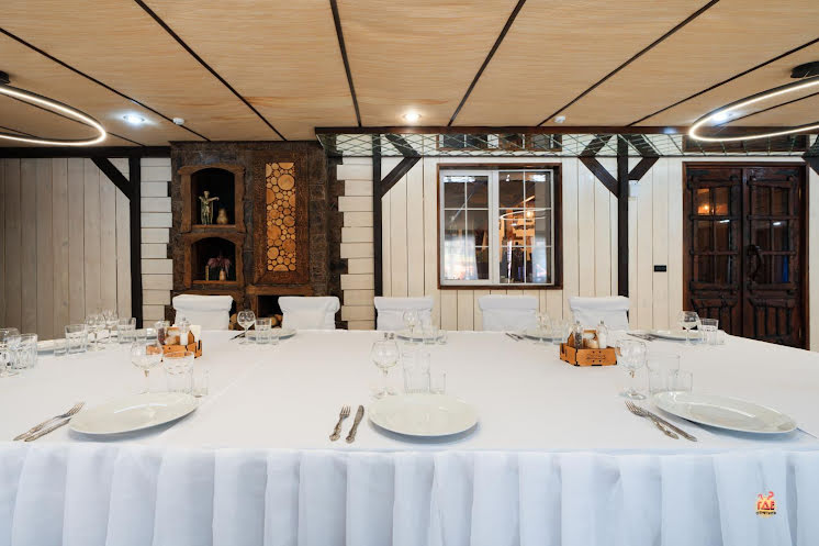 Банкетный зал  в «Охотник» фотография №8