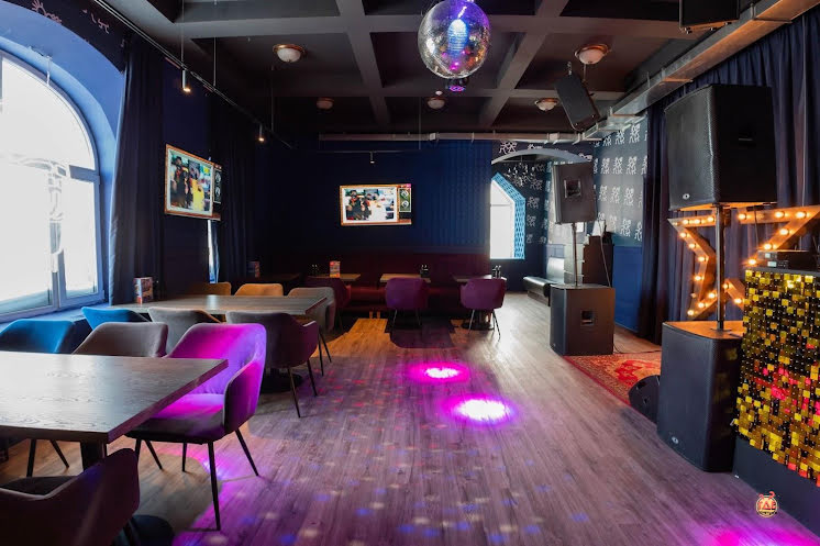 Караоке зал в «Руки Вверх!» фотография №1