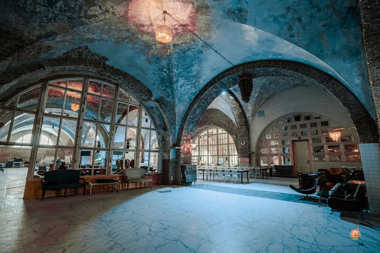 Зал "BRULLOV HALL" в «LOFT HALL» фотография №6