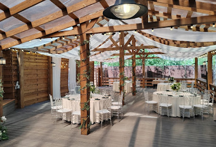 Зал «Прованс» в Зал «Шале»