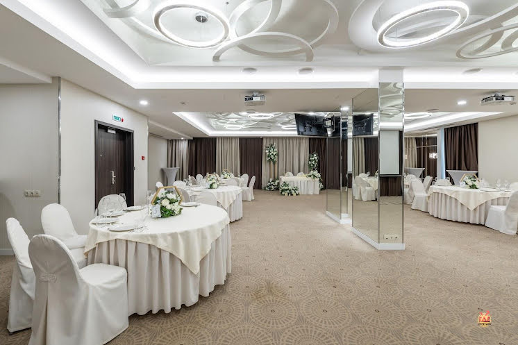 Зал «Шишкин»  в «Рамада» фотография №4