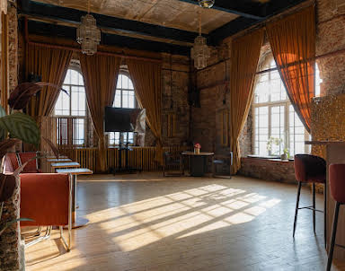  ресторан COM.NATA на Петроградской