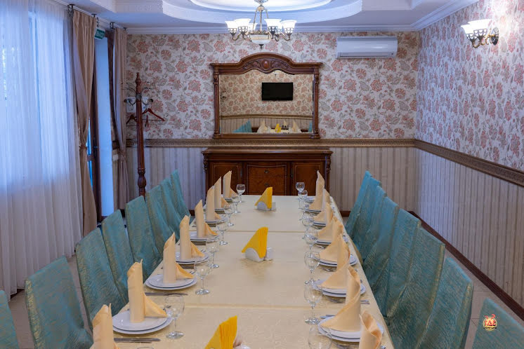 Банкетный зал на 20 персон в «Cowboy Marlboro» фотография №4