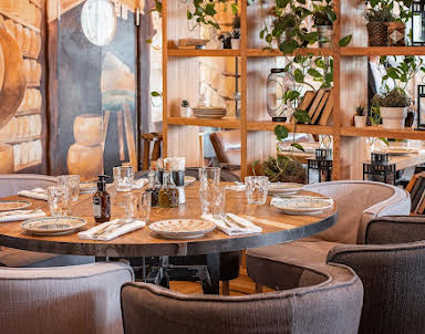 День рождения в Сыроварня