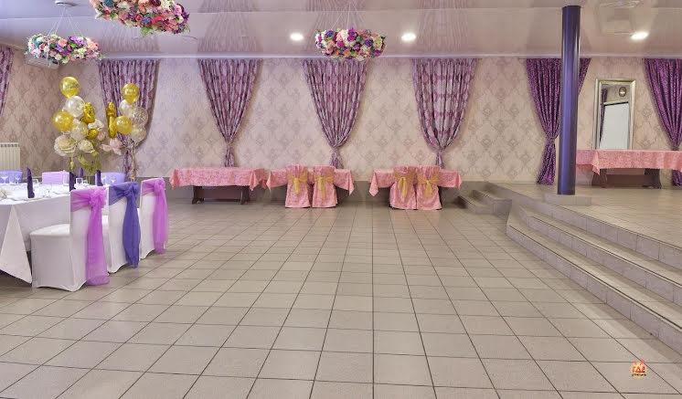 Основной зал  в «Сорри мама» фотография №15