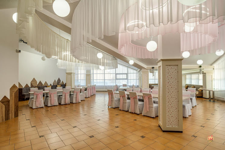 Большой банкетный зал в «Восточная околица» фотография №5