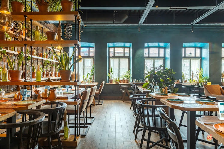 Основной зал  в «Дадиани» фотография №3