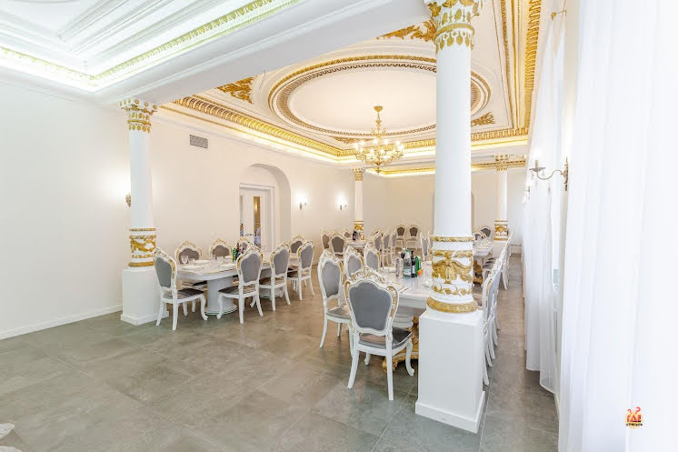 Основной зал в «Алания» фотография №16