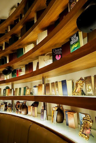 Основной зал  в «RASPUTIN» фотография №5