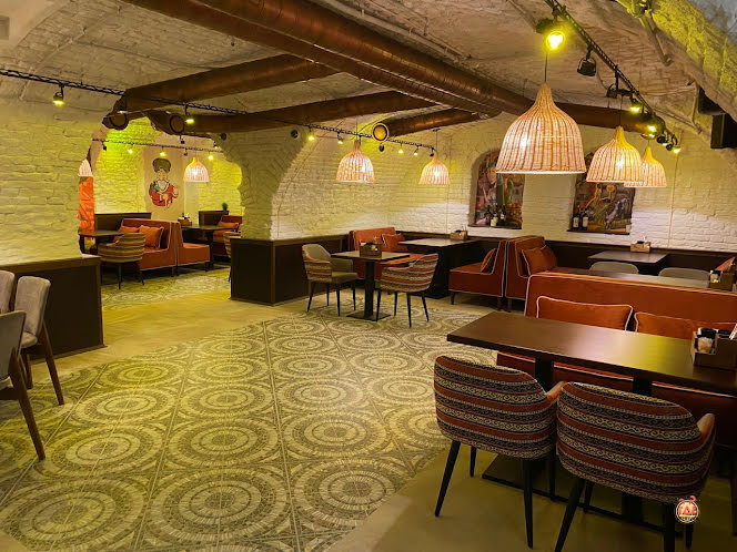Большой банкетный зал в «Тут Харчо Малый дом» фотография №1