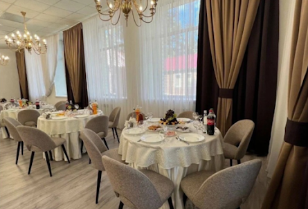 Малый зал  в Малый зал 