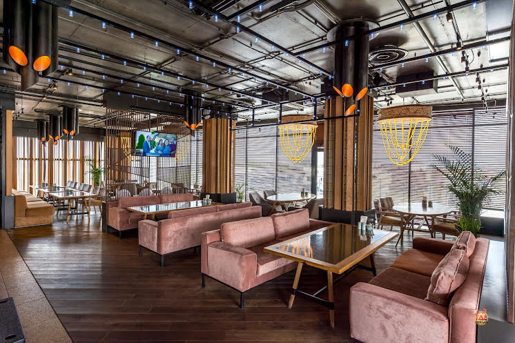 Основной зал  в «VASILCHUKÍ Chaihona №1» фотография №1